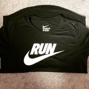 Nike tee